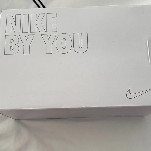 Nike Dunk Low Sneakers NEW - Picture 8 of 8